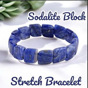 Sodalite Block Stretch Gemstone Bracelet NWOT